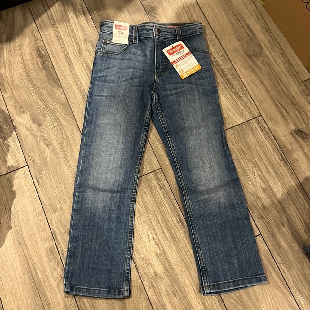 NWT Wrangler slim jeans adjustable waist performance series